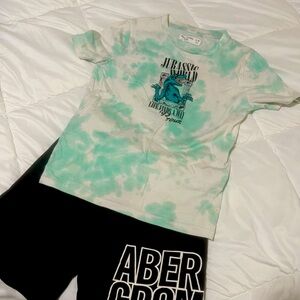 Abercrombie Kids outfit-shorts 7/8 shirt 9/10